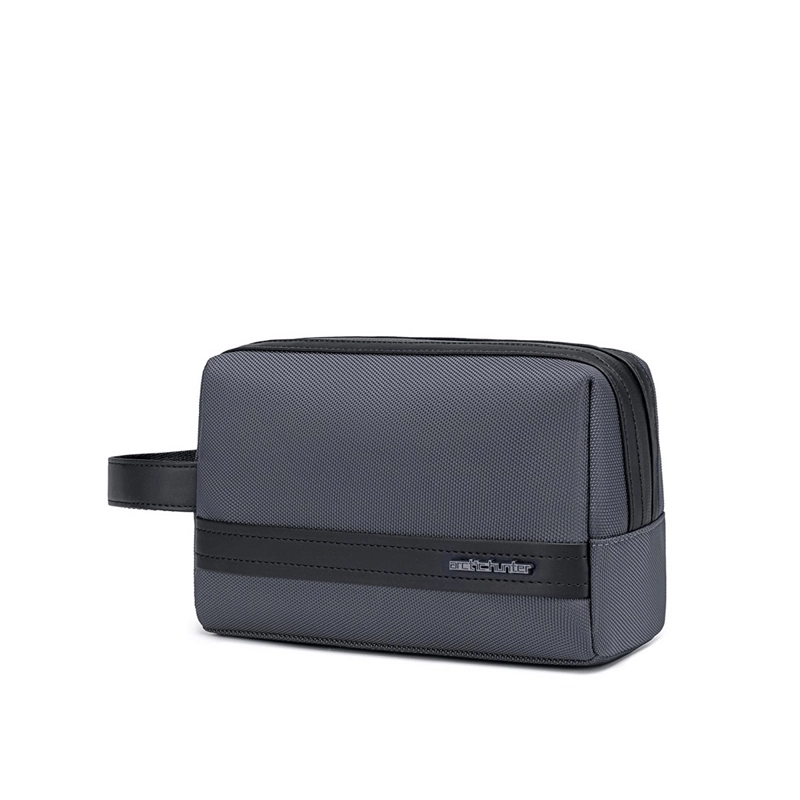 Alternative view of کیف پاسپورتی آرکتیک هانتر کد K00677